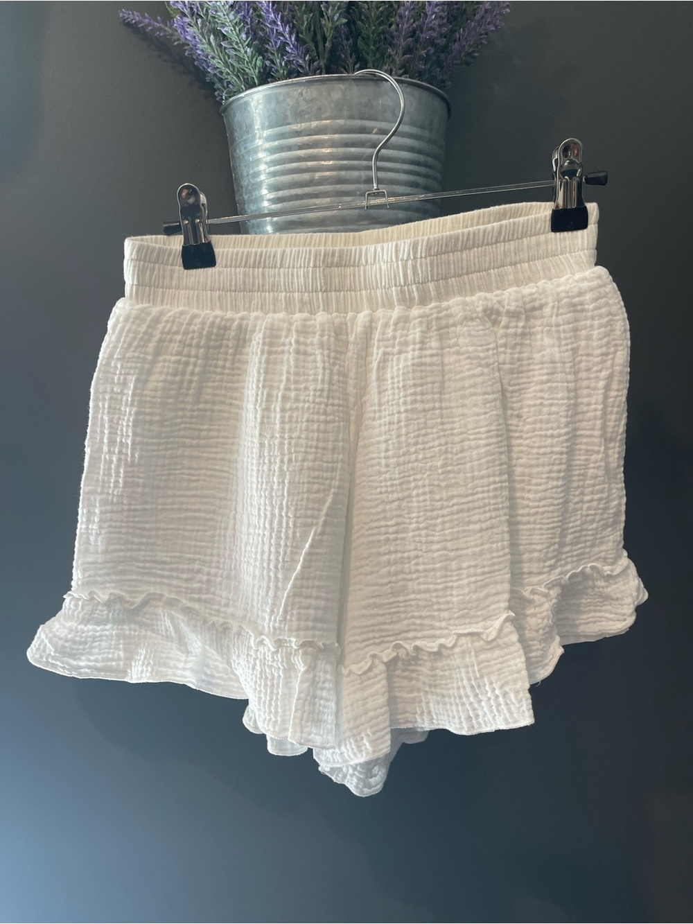 Women’s White Ruffle Gauze Shorts - Elastic Waist